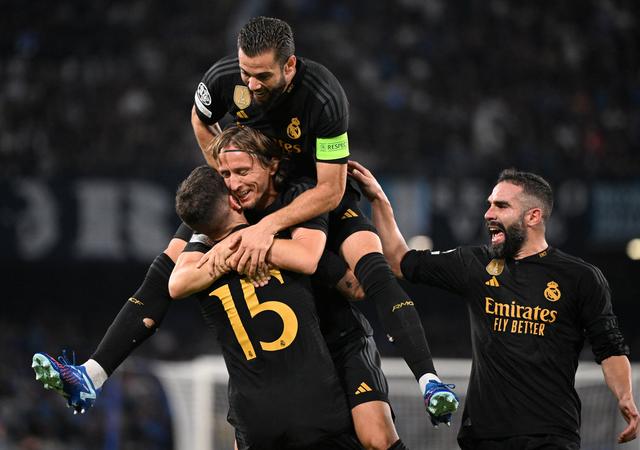 国际足球比赛为场上英雄们带来了永恒的荣耀