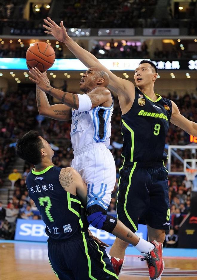 广东队零封对手，稳固榜首位置的简单介绍