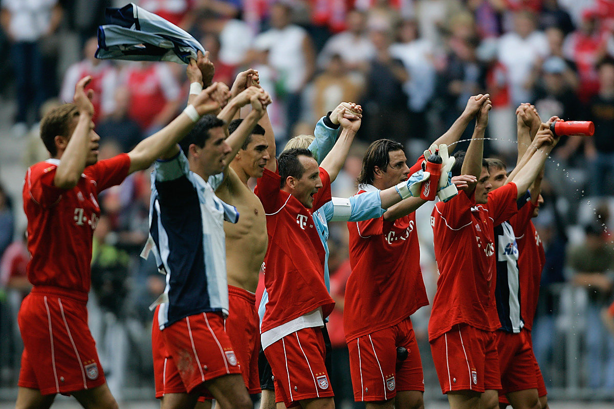 关于拜仁慕尼黑客场大捷,小组战绩如虹的信息 关于拜仁慕尼黑客场大捷,小组战绩如虹的信息