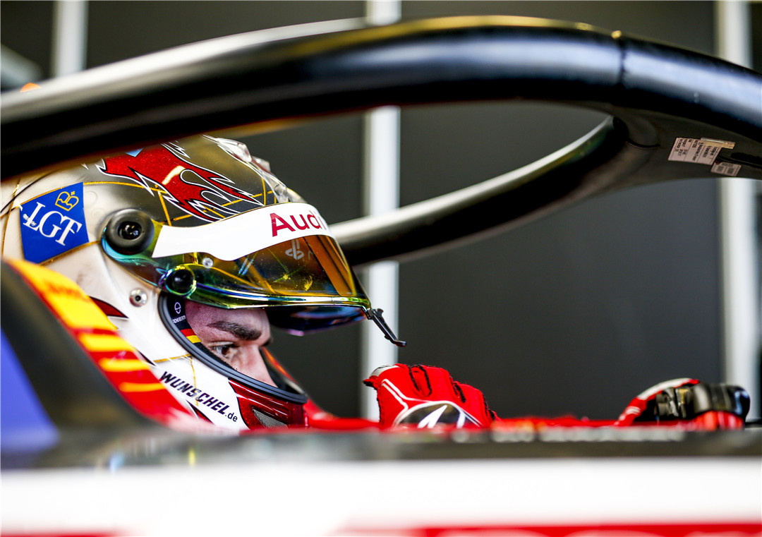 爱游戏网页版-墨西哥锋煞上演帽子戏法，赛场风光的简单介绍