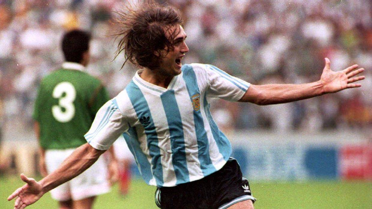 墨西哥锋煞上演帽子戏法，赛场风光的简单介绍