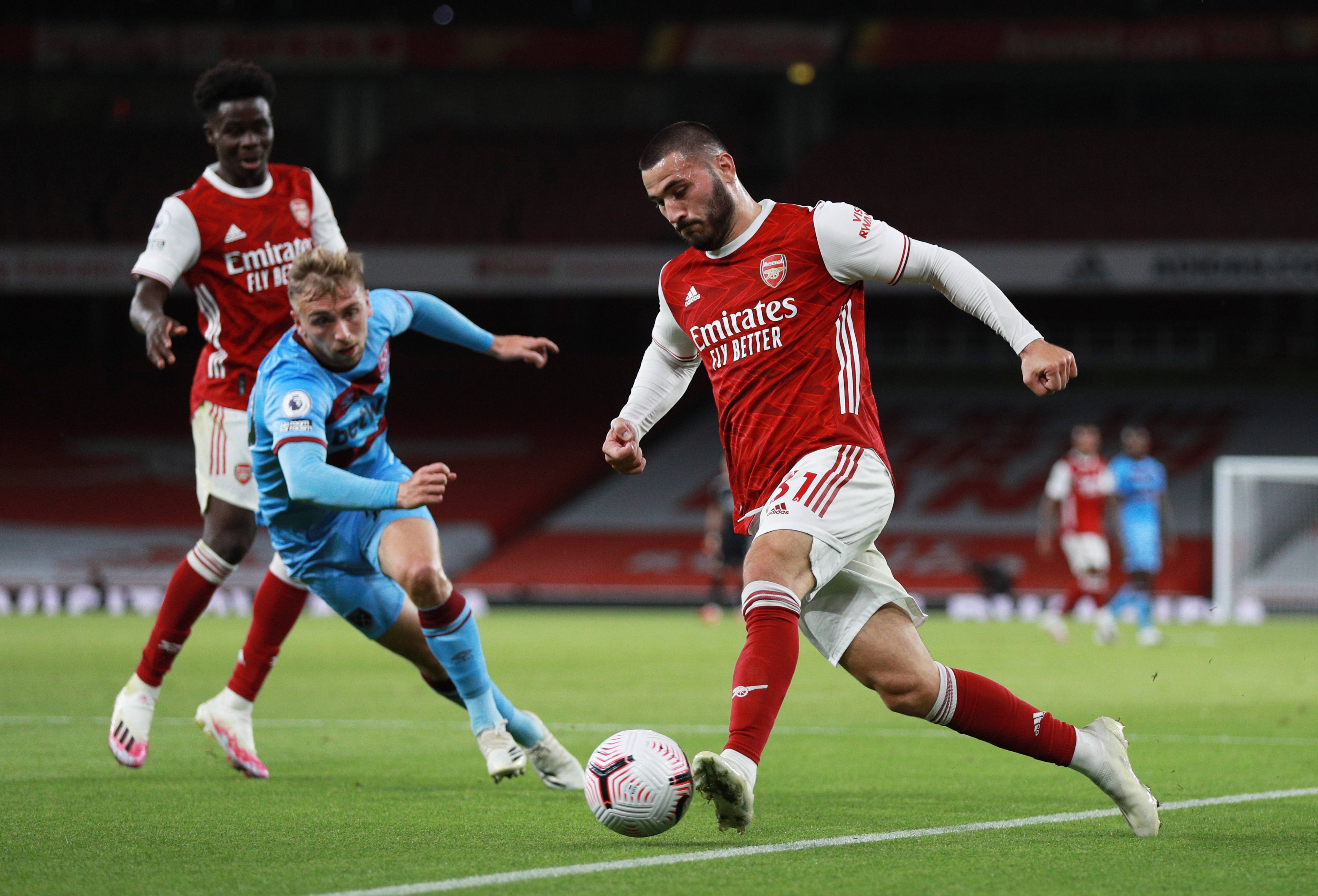 爱游戏官网入口-沃尔夫斯堡主场失利，排名下滑