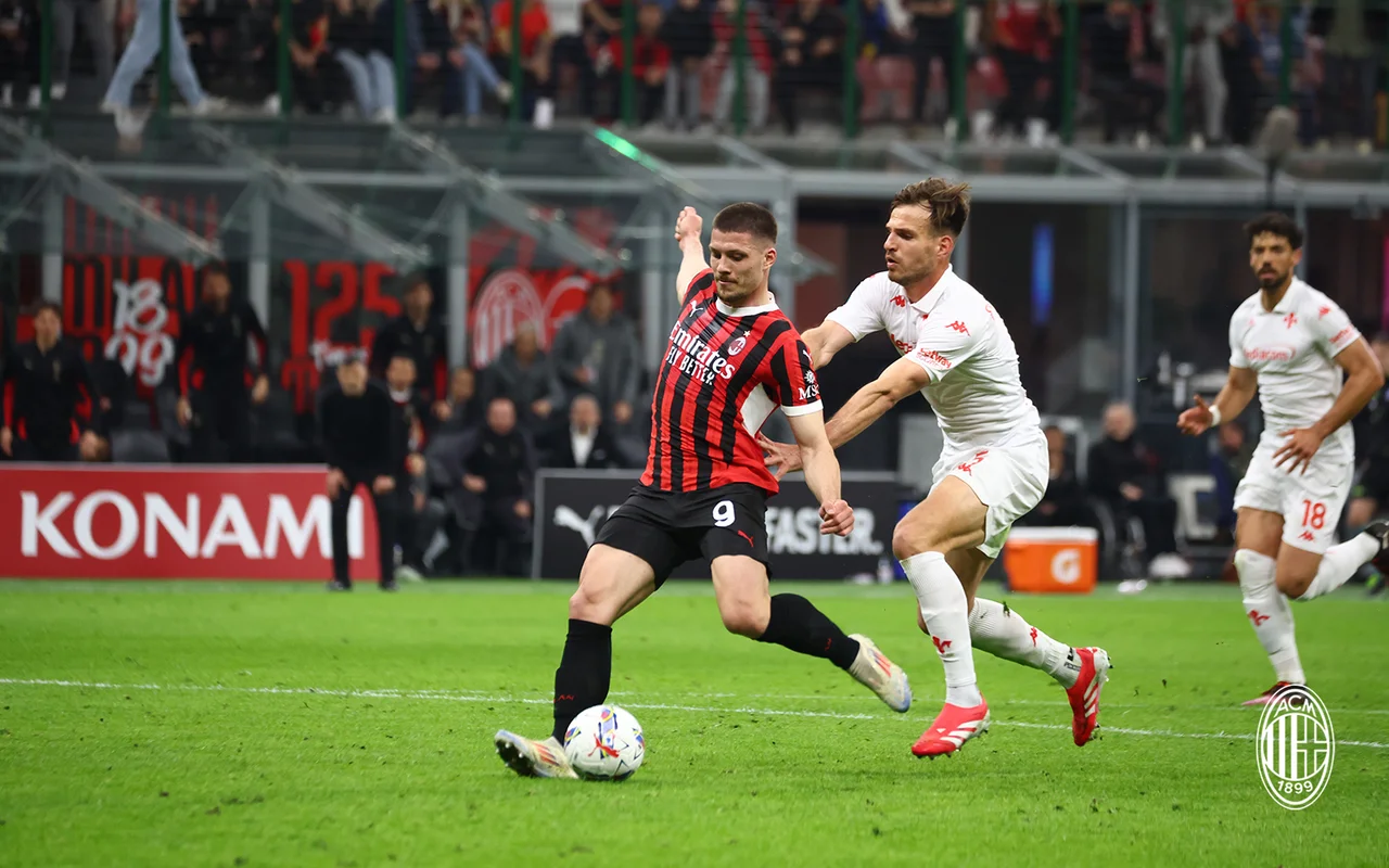 爱游戏-佛罗伦萨后防线失守，客队逆袭取胜