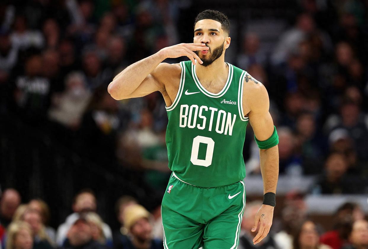 灰熊客场遭遇惨败，凯尔特人逆袭成功