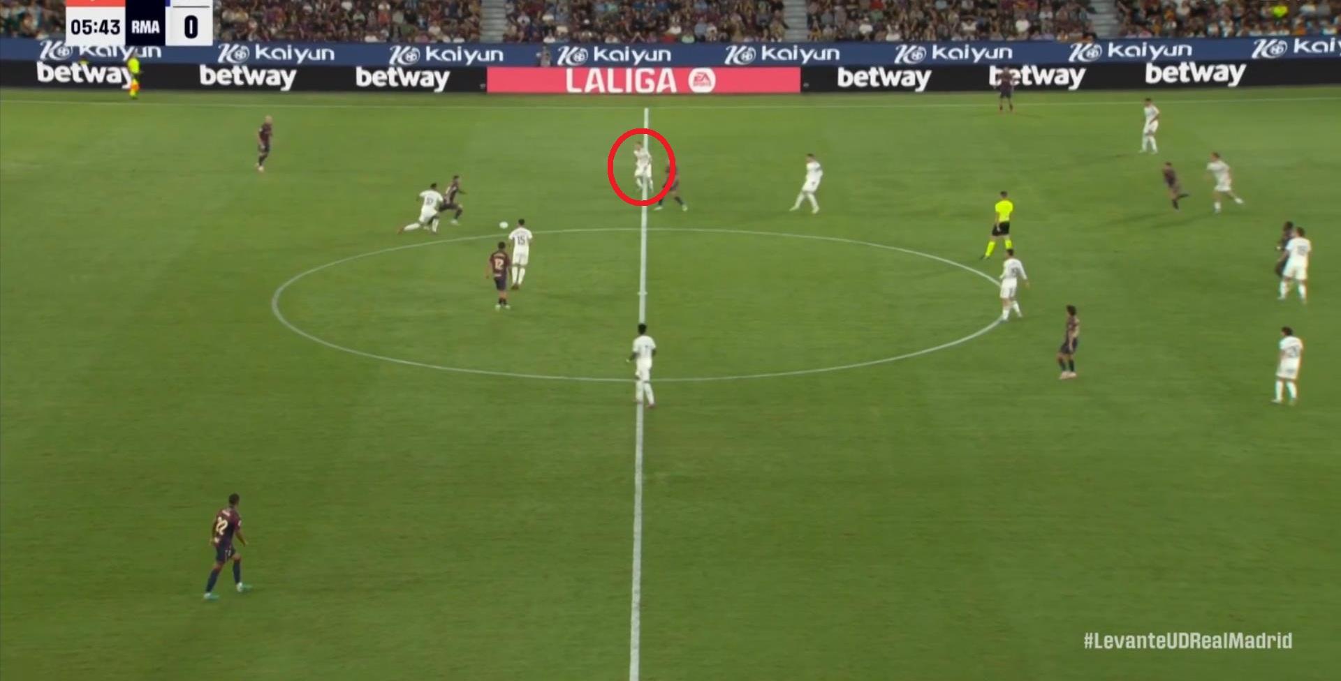 爱游戏在线-瓦伦西亚击败莱万特，实至名归的简单介绍