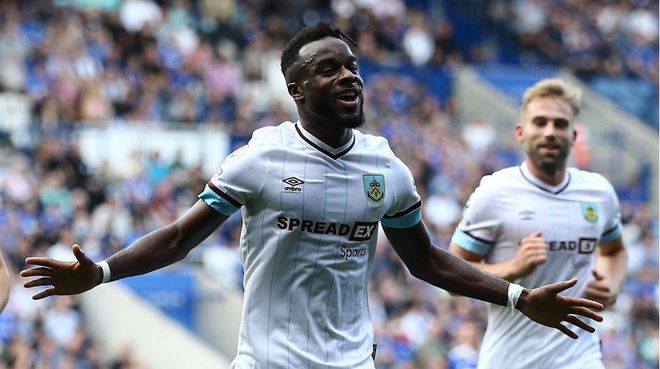 伯恩利主场逼平布伦特福德，继续保持不败的简单介绍