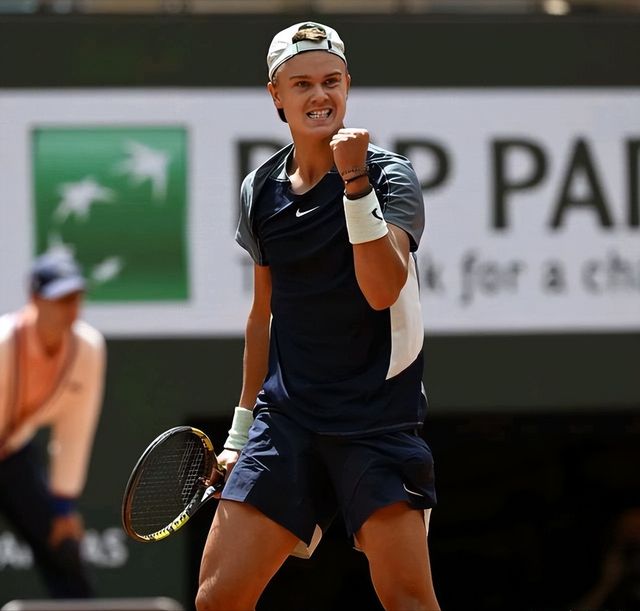 关于不可思议！希腊选手创造历史新记录的信息